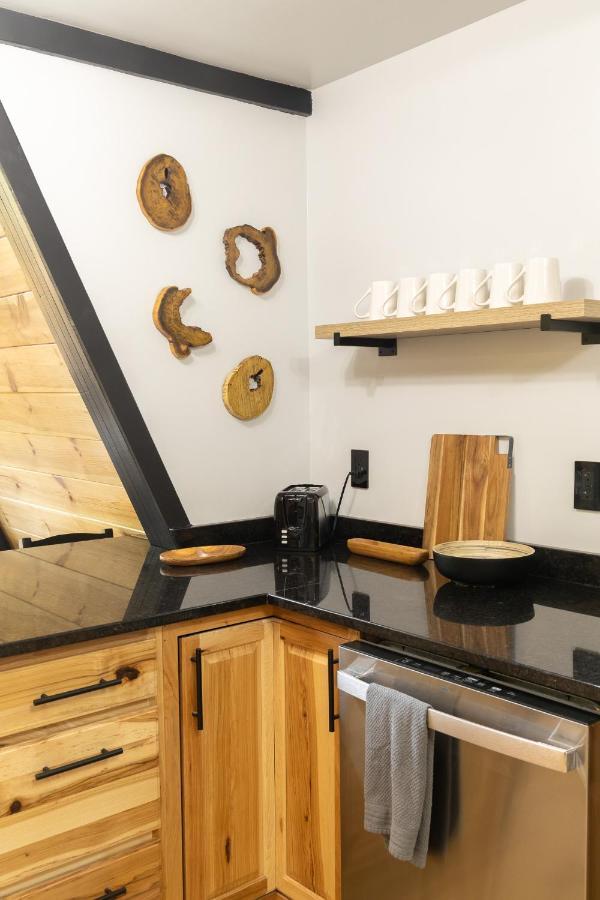 Valhalla Cabins Aframes With Hot Tubs & Sauna Cosby Εξωτερικό φωτογραφία