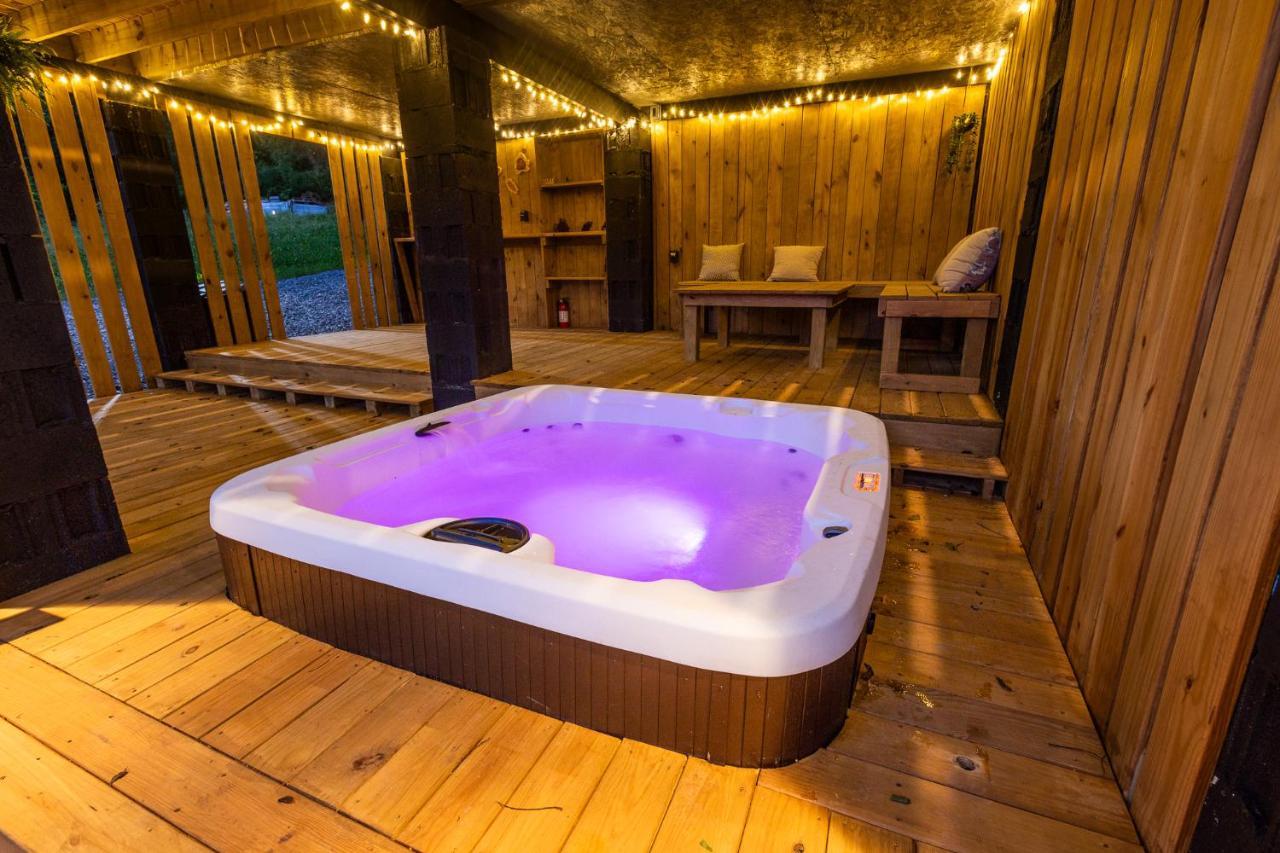 Valhalla Cabins Aframes With Hot Tubs & Sauna Cosby Εξωτερικό φωτογραφία